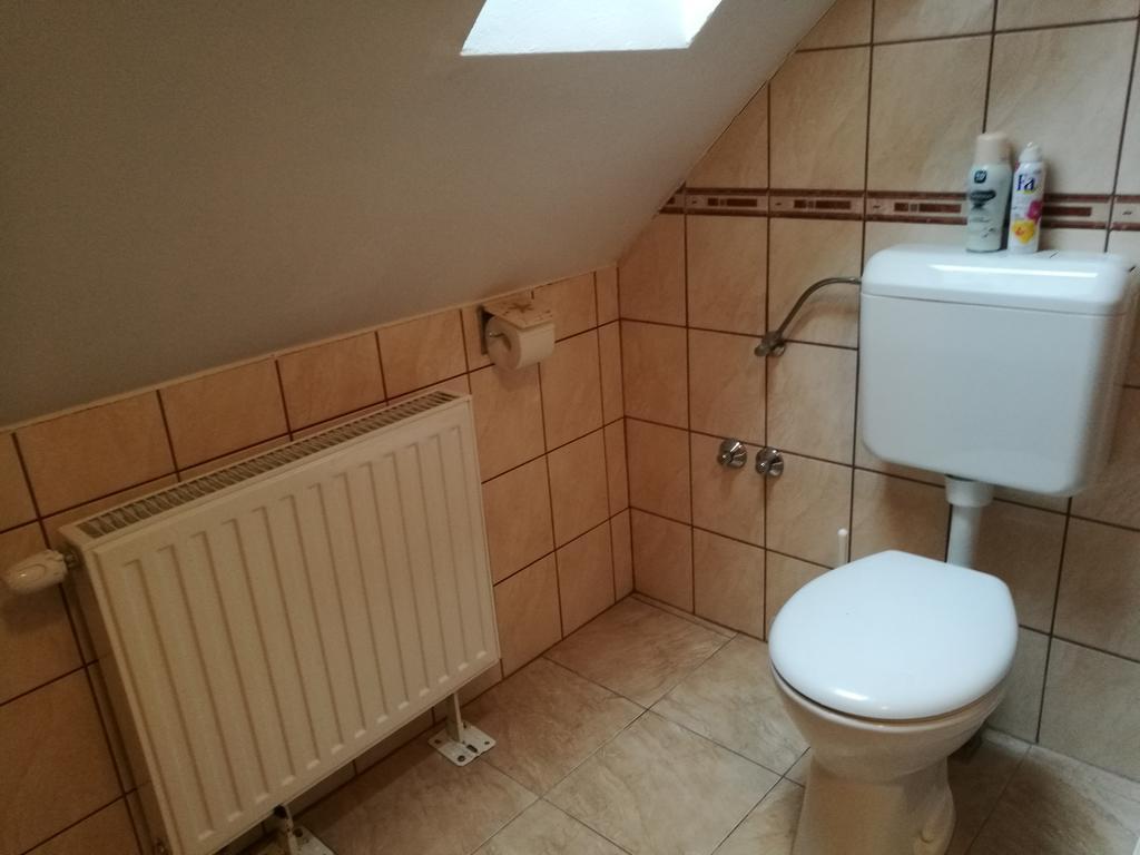 Livia Apartman Buk Luaran gambar