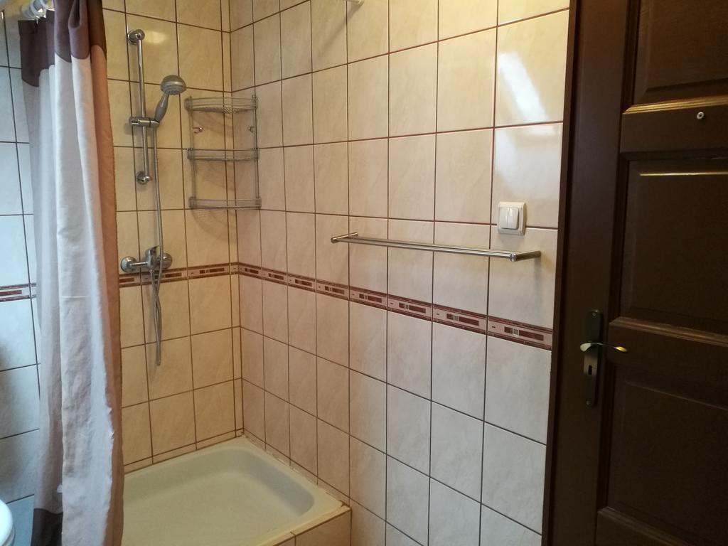 Livia Apartman Buk Luaran gambar
